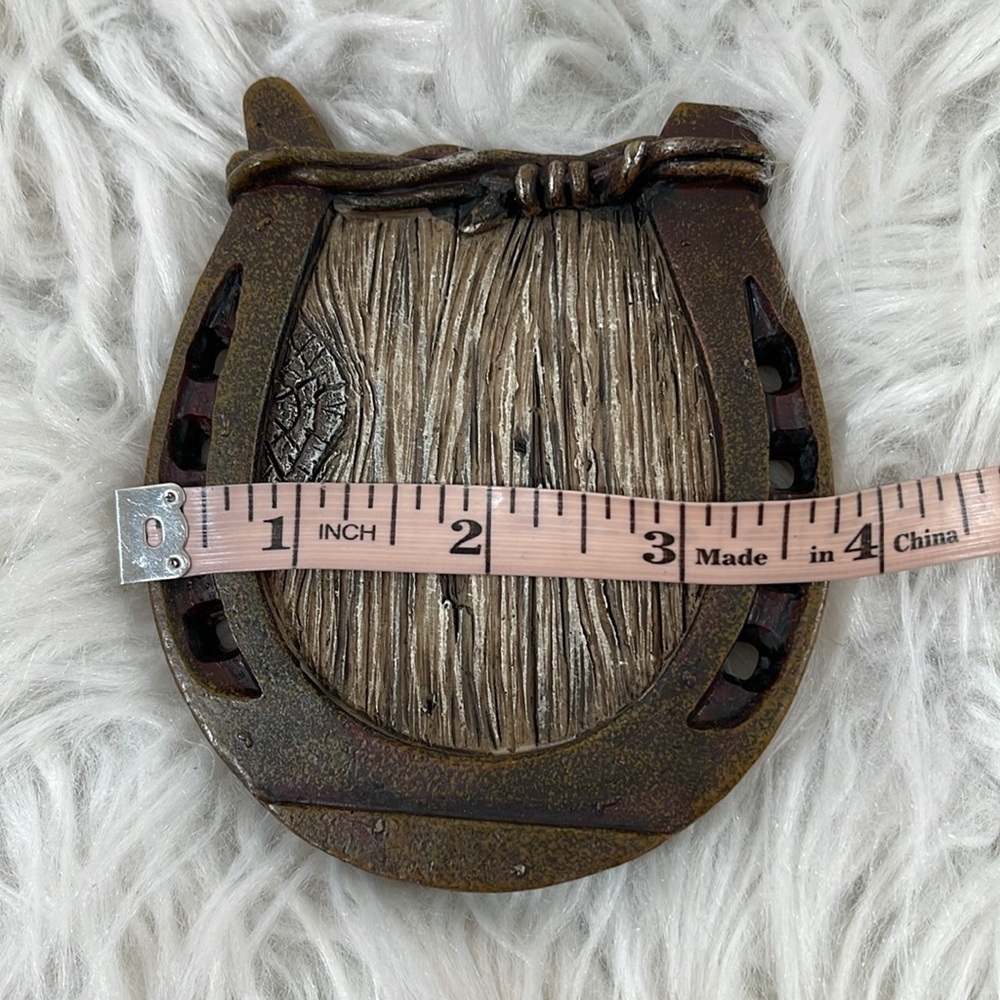 Horseshoe Coaster Set with Holder Collectible Wood Look - Picture 11 of 12